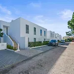 Luxury Escape Private Sunny Terrace & Pool Daire