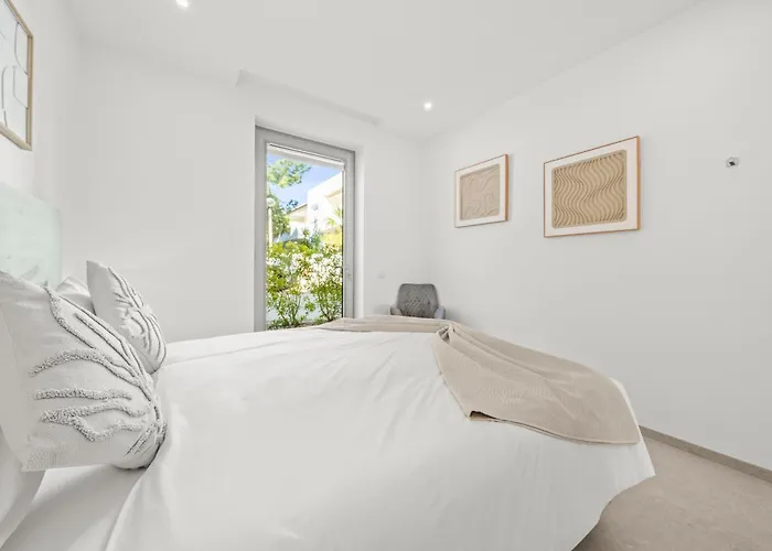 Appartamento Luxury Escape Private Sunny Terrace & Pool *