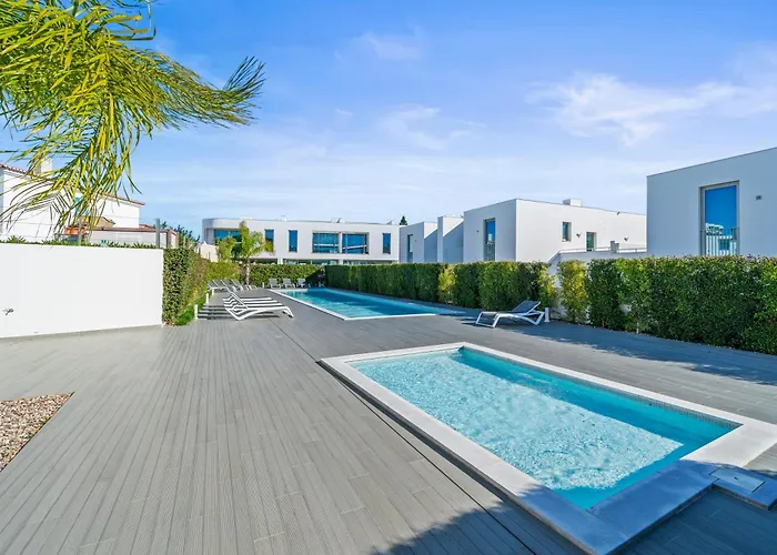 Appartamento Luxury Escape Private Sunny Terrace & Pool